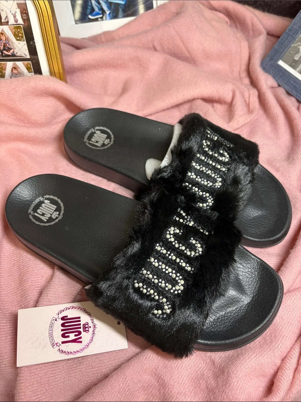 Juicy by Juicy Couture Black Faux Fur Slide Sandals New in Box W8.5 - Picture 2 of 13
